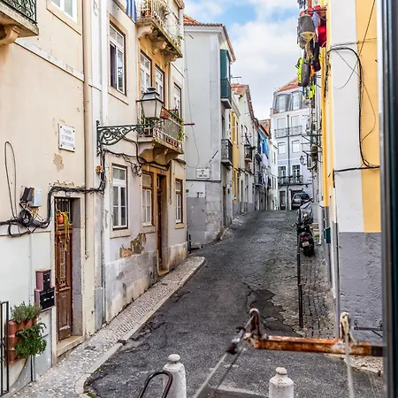 Appartement Escadinhas Da Santa Lissabon