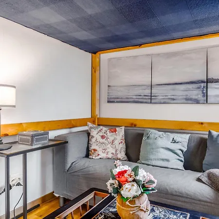 Escadinhas Da Santa Apartment Lisbon